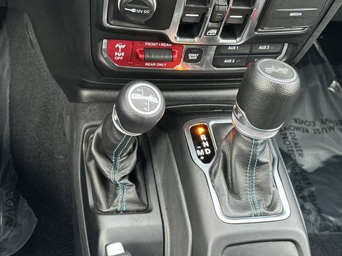 Used 2022 Jeep Wrangler Unlimited Rubicon 4xe image 22