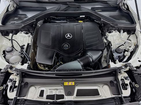 Certified 2025 Mercedes-Benz GLC 300 GLC 300 image 11