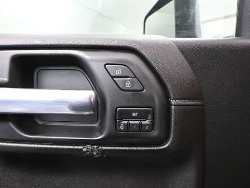 Used 2021 GMC Sierra 1500 SLT image 25