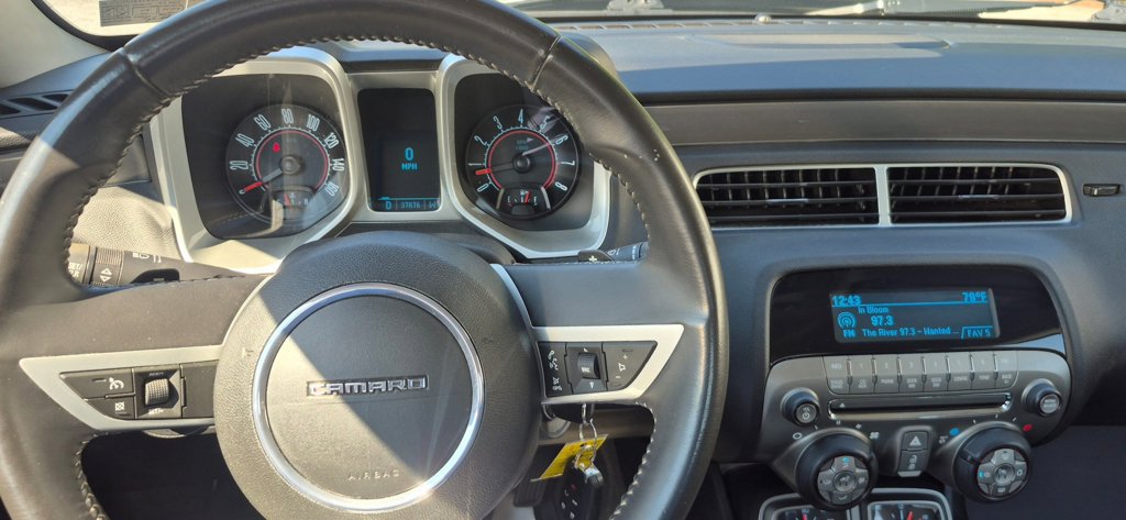 Used 2011 Chevrolet Camaro LT RWD image 9