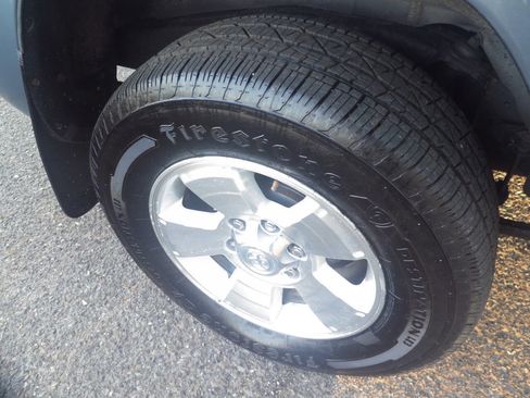 Used 2005 Toyota 4Runner SR5 AWD/4WD image 33
