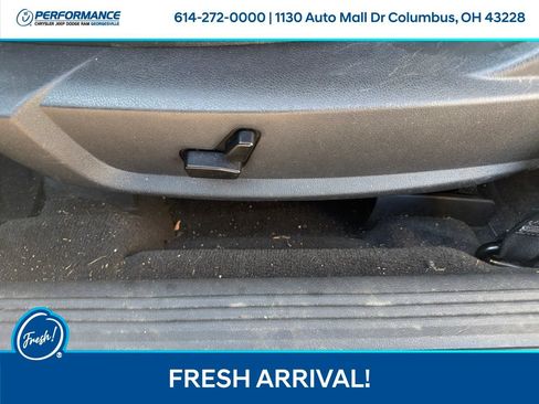 Used 2010 Dodge Challenger R/T RWD image 15