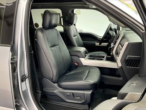 Used 2020 Ford F250 Lariat image 6