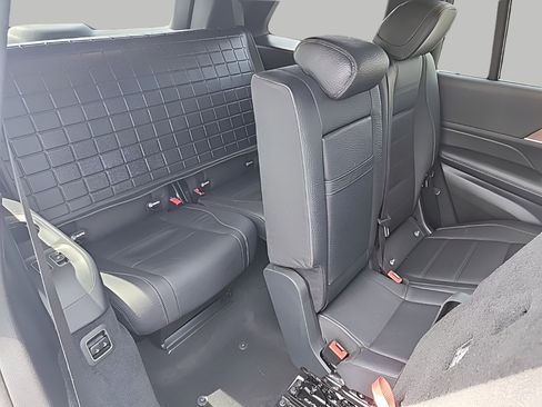Used 2020 Mercedes-Benz GLS 450 4MATIC image 7