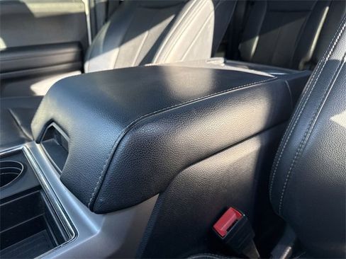 Certified 2022 Ford F250 Lariat w/ Lariat Ultimate Package image 21