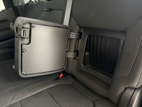 Used 2021 Chevrolet Silverado 1500 LT Trail Boss w/ Bed Protection Package image 42