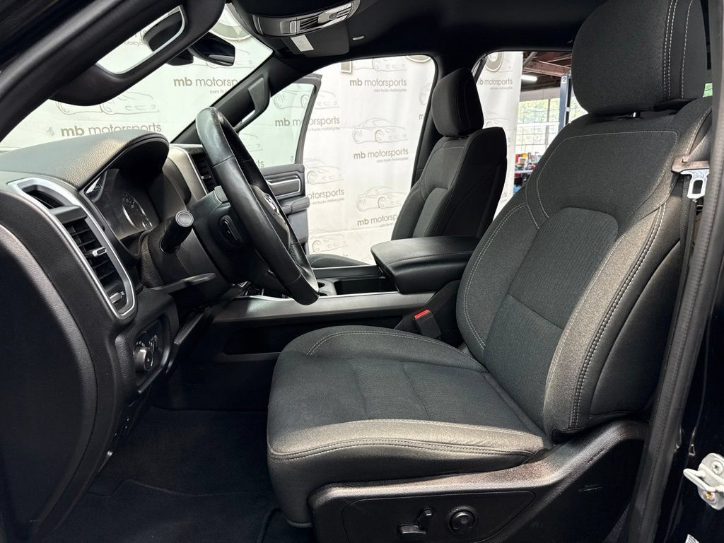 Used 2019 RAM 1500 Big Horn AWD/4WD image 12