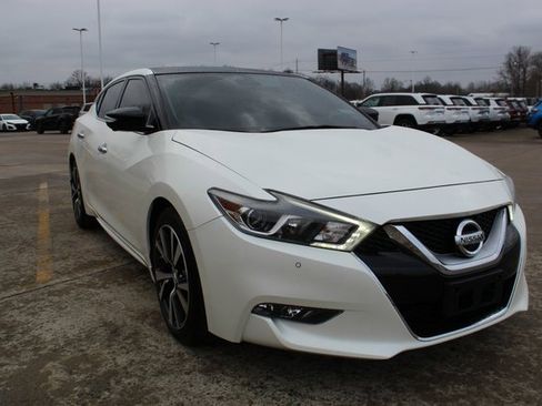 Used 2017 Nissan Maxima Platinum image 6