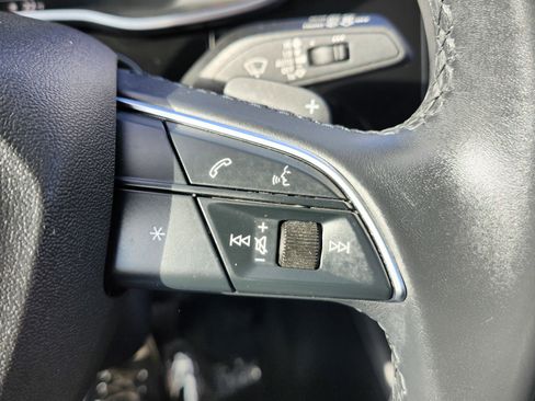 Used 2022 Audi Q3 2.0T Premium Plus w/ Premium Plus Package image 38