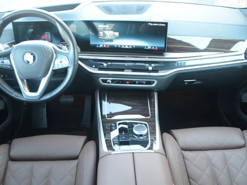 Used 2025 BMW X5 xDrive40i image 17