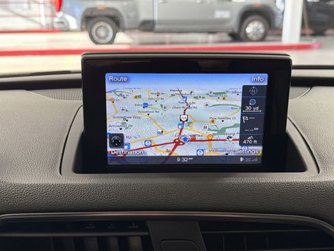 Used 2017 Audi Q3 2.0T Premium Plus w/ Premium Plus Package image 20