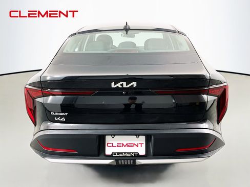 Used 2025 Kia K4 FWD image 8