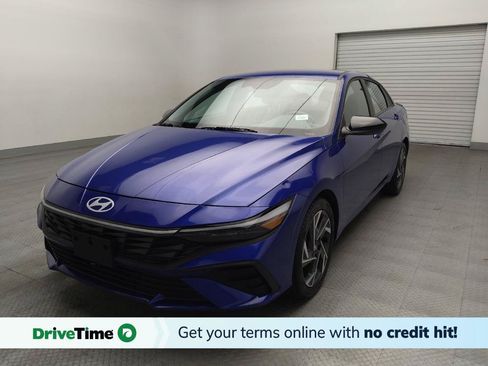 Used 2025 Hyundai Elantra Sport FWD image 1