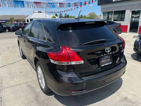 Used 2011 Toyota Venza AWD image 3
