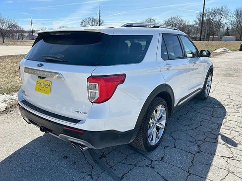 Used 2021 Ford Explorer Platinum w/ Equipment Group 601A AWD/4WD image 9