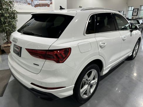 Used 2022 Audi Q3 2.0T Premium AWD/4WD image 2