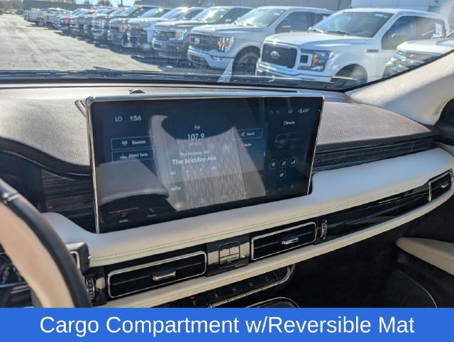 Used 2023 Lincoln Nautilus Black Label w/ Class II Trailer Tow Package AWD/4WD image 25