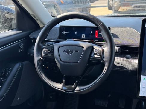 Certified 2025 Ford Mustang Mach-E Premium AWD/4WD image 18