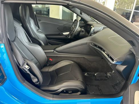 Used 2025 Chevrolet Corvette Z06 RWD image 21