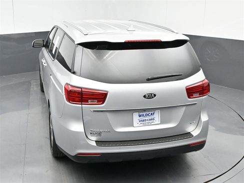 Used 2019 Kia Sedona EX image 26