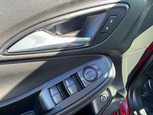 Used 2021 Buick Encore GX Select w/ Advanced Technology Package image 24