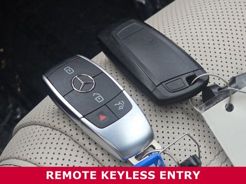 Used 2023 Mercedes-Benz GLE 350 4MATIC image 32