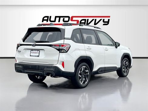 Used 2025 Subaru Forester Limited w/ Popular Package #2 image 7