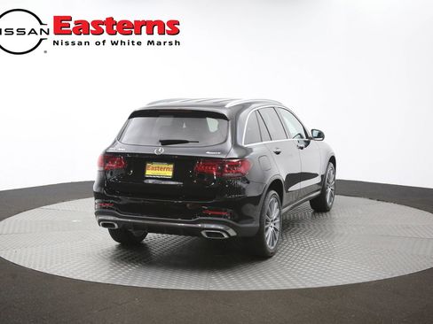 Used 2022 Mercedes-Benz GLC 300 4MATIC w/ AMG Line image 41