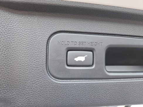 Used 2023 Honda Pilot EX-L image 16