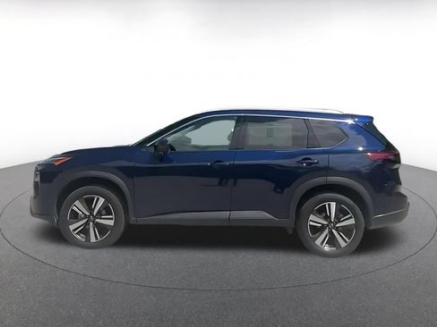 Used 2026 Nissan Rogue SL AWD/4WD image 9
