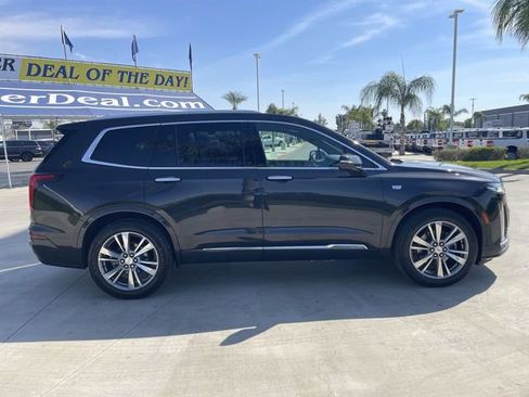 Used 2020 Cadillac XT6 Premium Luxury image 9