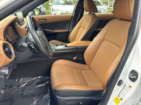 Used 2023 Lexus IS 300 w/ Comfort Package RWD image 11