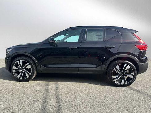 New 2026 Volvo XC40 B5 Ultra w/ Climate Package AWD/4WD image 6