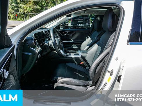 Used 2022 Mercedes-Benz C 300 Sedan image 19