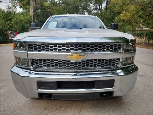 Used 2019 Chevrolet Silverado 2500 W/T w/ WT Convenience Package RWD image 2