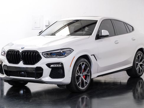 Used 2021 BMW X6 xDrive40i w/ M Sport Package image 7