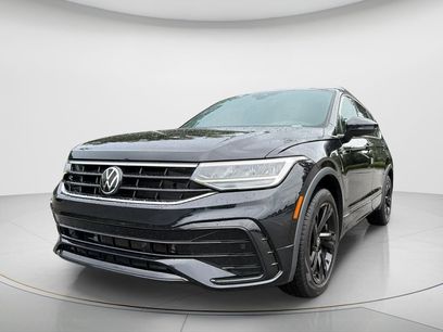 Used 2023 Volkswagen Tiguan SE R-Line