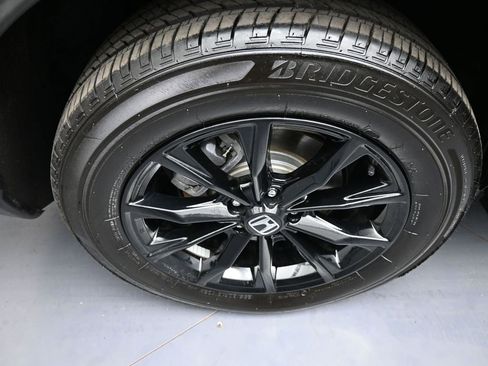 Certified 2025 Honda CR-V Sport image 12