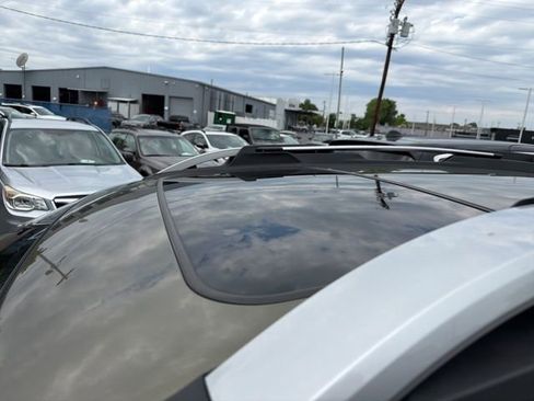 Certified 2023 Subaru Outback Touring XT AWD/4WD image 10