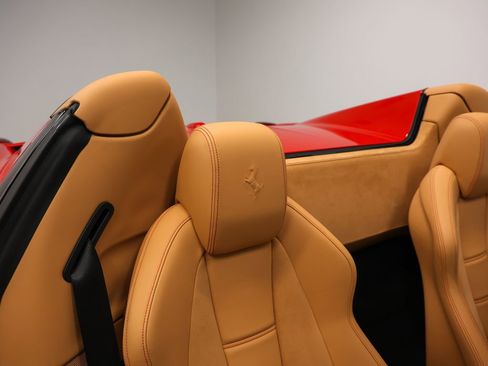 Certified 2012 Ferrari 458 Spider RWD image 21