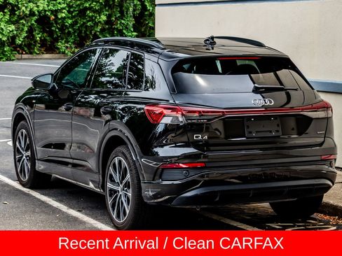 Used 2022 Audi Q4 e-tron Premium Plus AWD/4WD image 5
