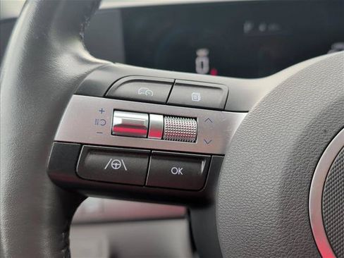 Certified 2024 Hyundai Kona SEL AWD/4WD image 17