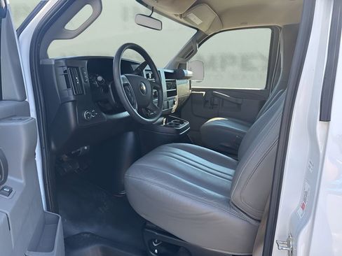 Used 2019 Chevrolet Express 2500 w/ Driver Convenience Package image 9