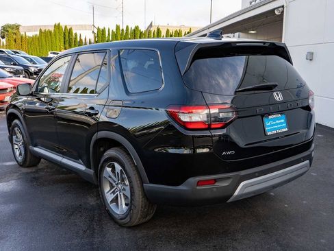 New 2025 Honda Pilot EX-L image 8