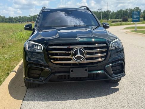 Used 2024 Mercedes-Benz GLS 450 4MATIC w/ Pinnacle Trim Package image 8