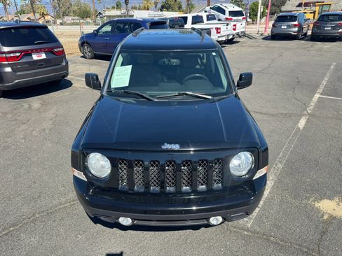 Used 2014 Jeep Patriot Latitude w/ Sun/Sound Group AWD/4WD image 15