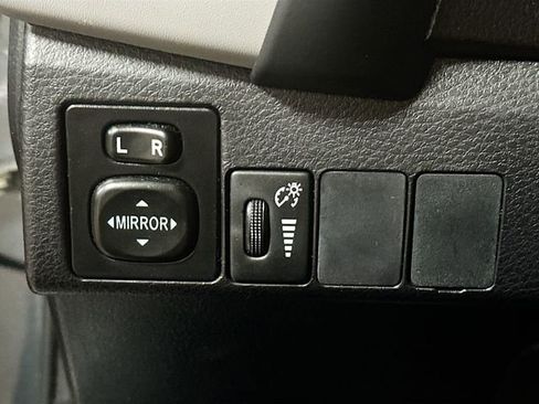 Used 2017 Toyota Corolla LE w/ Carpet Mat Package (TMS) image 11