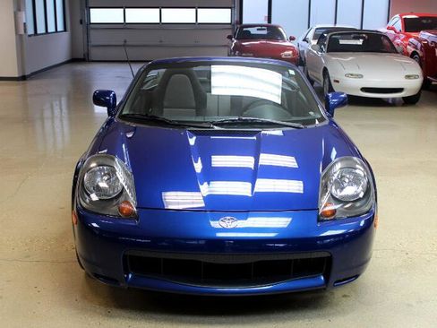 Used 2001 Toyota MR2 image 37