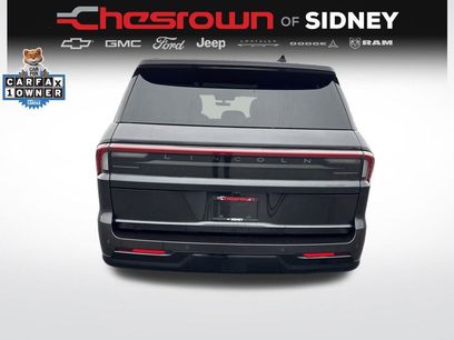 Used 2025 Lincoln Navigator Reserve w/ Jet Appearance Package