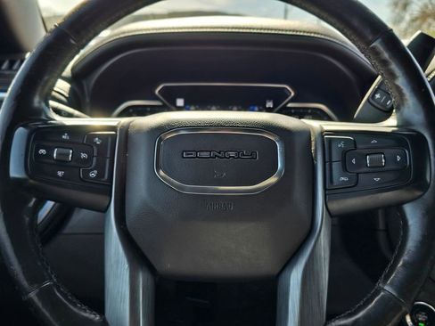 Used 2019 GMC Sierra 1500 Denali w/ Denali Ultimate Package AWD/4WD image 23